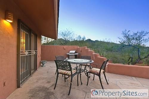 4th image of 2410 E Carol Ave