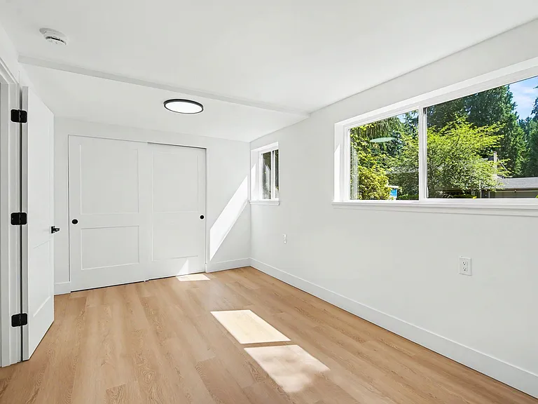 19414 1st Ave SE — Photo 23