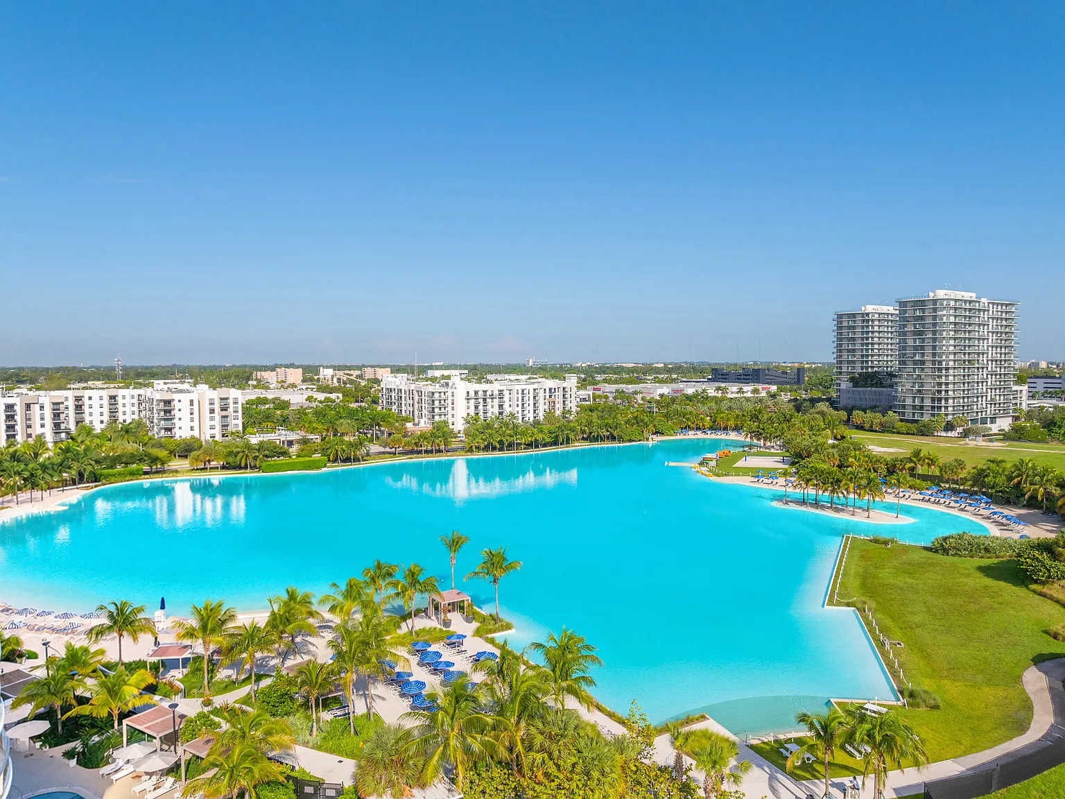 SoLe Mia Rentals — Photo 2