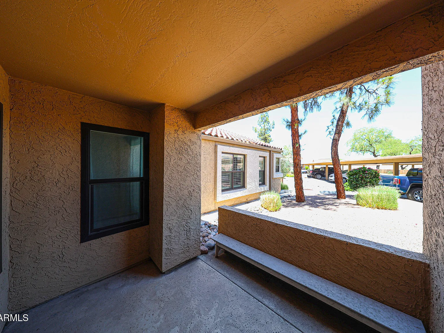 2 bed, 1.5 bath, 1005 sqft, $1,900 — Photo 4