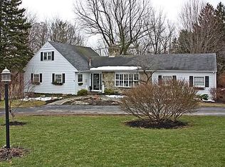 518 Thornell Rd, Pittsford, NY 14534