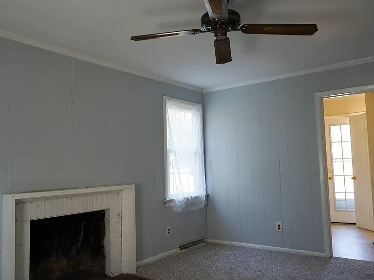 7992 Willow Ave — Photo 13