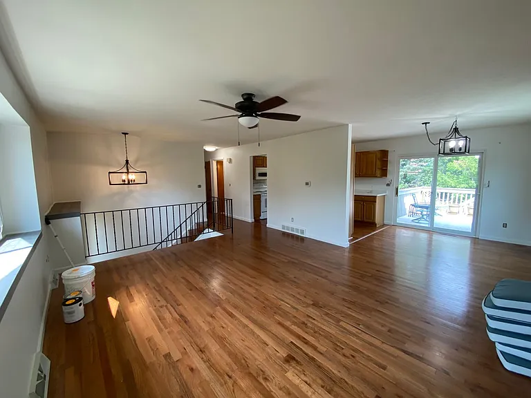 675 Ithaca Dr — Photo 6