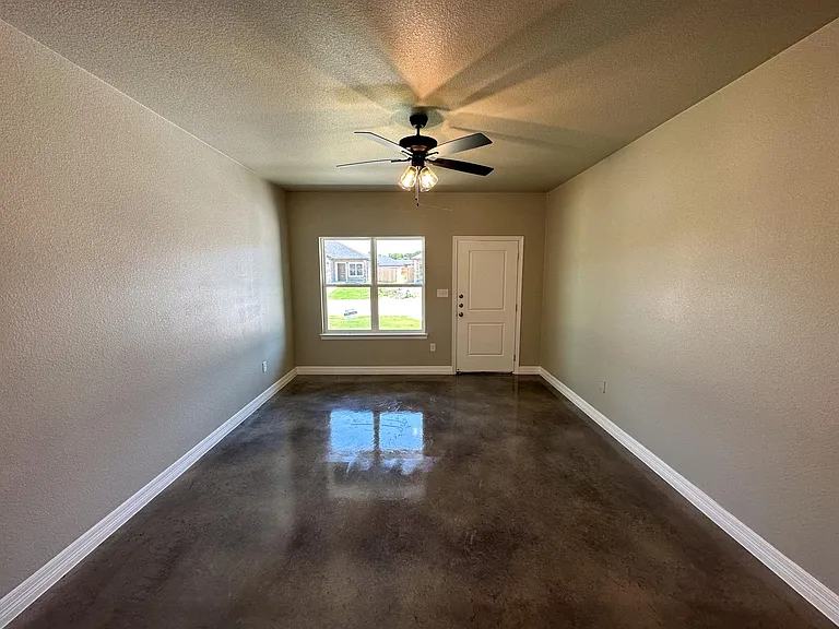 1121 Antelope Trl #B — Photo 4