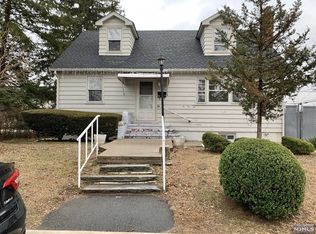 490 Gardner Pl, Hackensack, NJ 07601