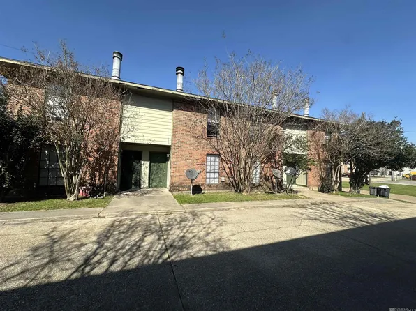 1737 Southpointe Dr, Baton Rouge, LA 70808