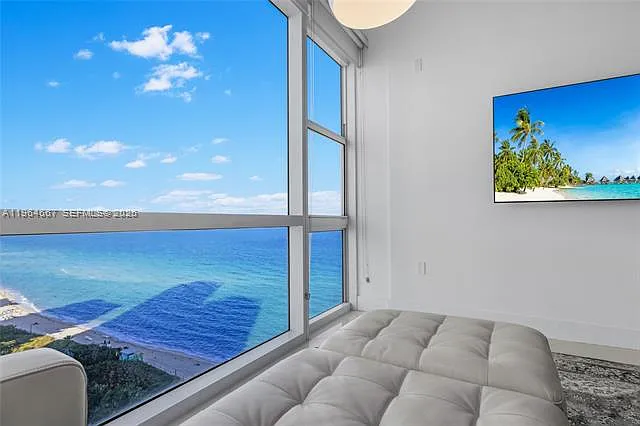 6801 Collins Ave #Penthouse 11 — Photo 16