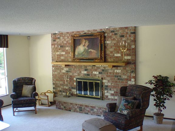 Family Room With Fireplace 