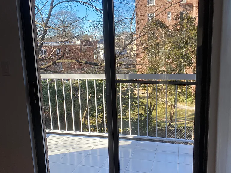17269A Highland Ave #1B — Photo 5