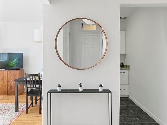 4th image of 651 Vanderbilt St APT 1T