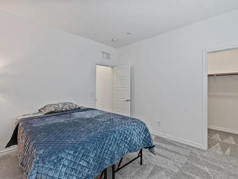 3546 Luciana Glen Ave — Photo 42