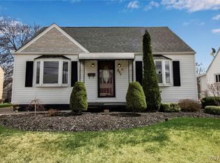 211 85th St, Niagara Falls, NY 14304