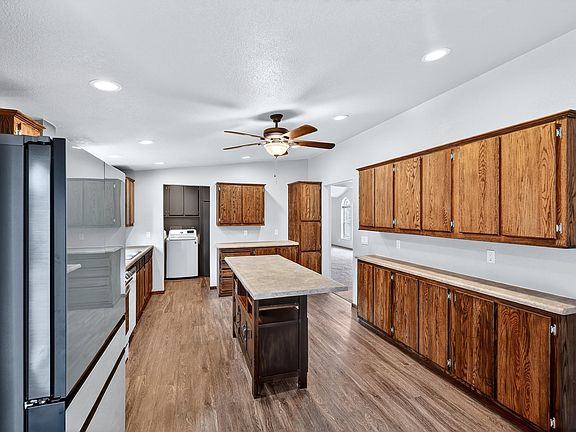 5th image of 3602 Spring Valley Rd