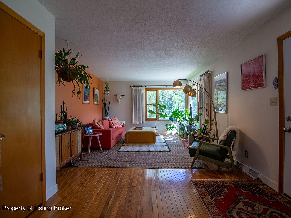 1st image of 507 W Bowen Ave