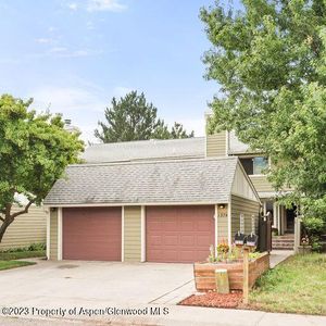 1374 Barber Dr, Carbondale, CO, 81623