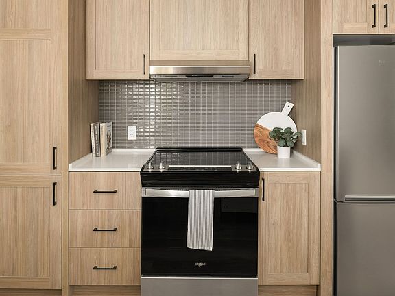 2nd image of 2517 Eastlake Ave E #413