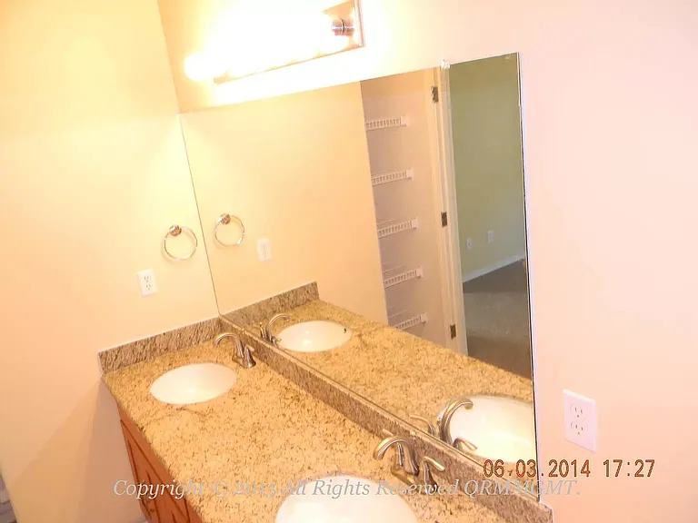 3416 NW 31st Cir — Photo 16