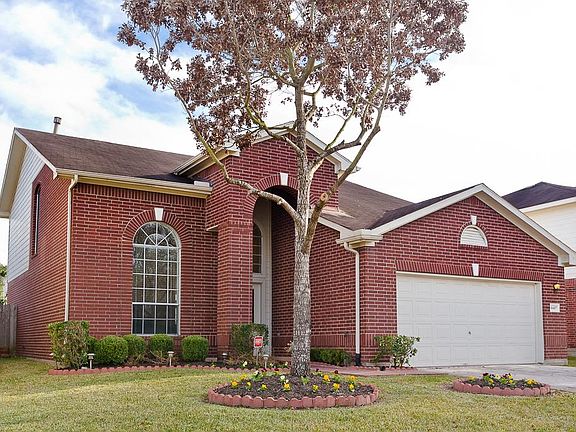 2nd image of 16407 Beewood Glen Dr