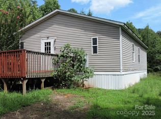 2065 Skyuka Rd, Columbus, NC 28722