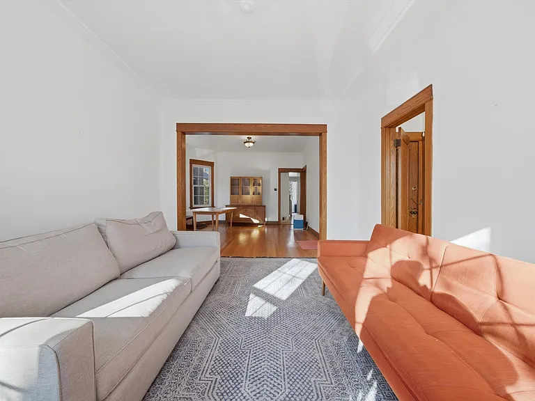 6230 N Wayne Ave #2 — Photo 5
