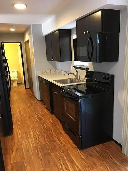 1 bed, 650 sqft, $1,500 — Photo 2