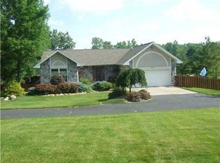 7551 W Hidden Lk, Perry, MI 48872