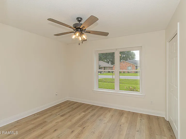 122 Pebble Beach Dr — Photo 11