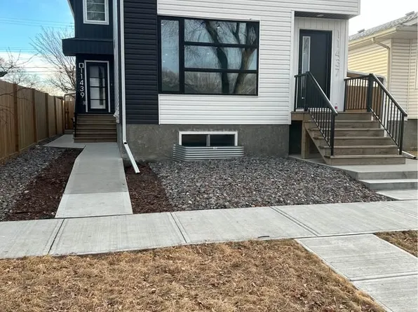 11439 90th St NW, Edmonton, AB T5B 3X8