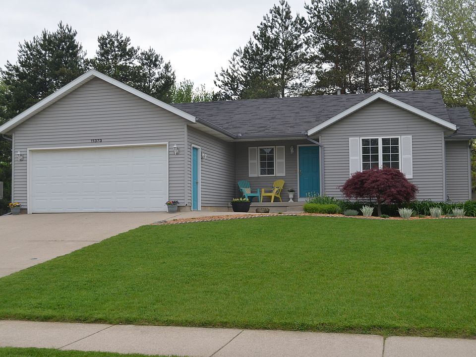 1st image of 11373 Cameron Ave