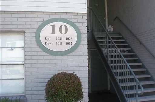 1st image of 7210 N Manhattan Ave APT 1011