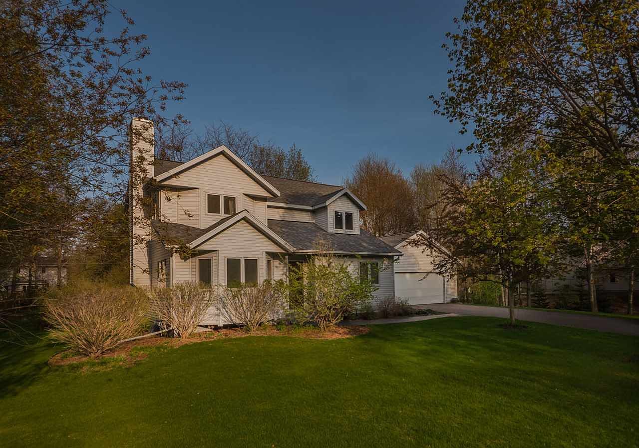 2110 Norway Pine Dr, Plover, WI 54467 Zillow