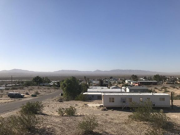 4th image of 4685 Park Dr