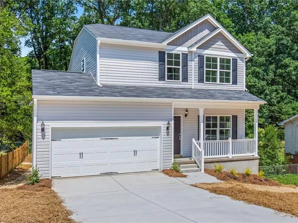 2624 Robin Hood Dr, Greensboro, NC 27408