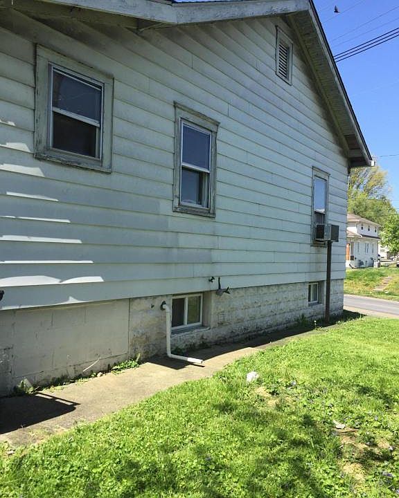 2nd image of 3721 7th Street Rd