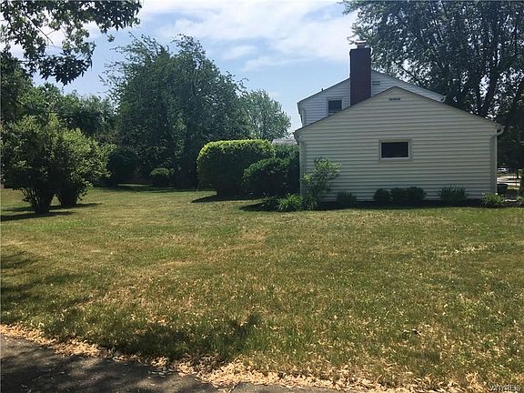 3rd image of 5 Fox Chapel Ct