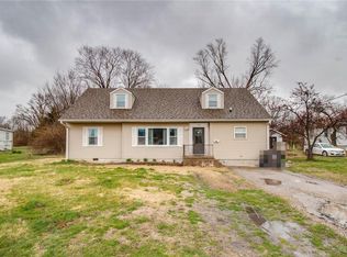 814 N Main St, Carrollton, IL 62016