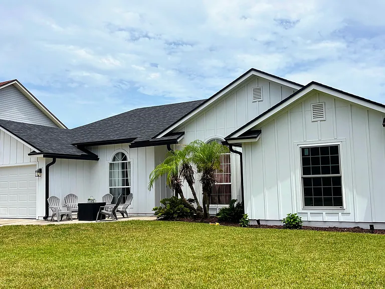 13241 Eucalyptus Dr — Photo 2