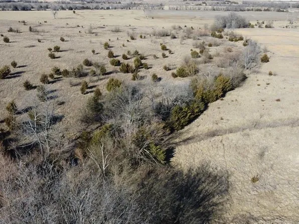 4580 N Dakota Rd, Moran, KS 66755