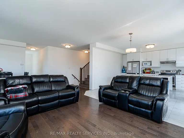 3700 Quayside Dr — Photo 26