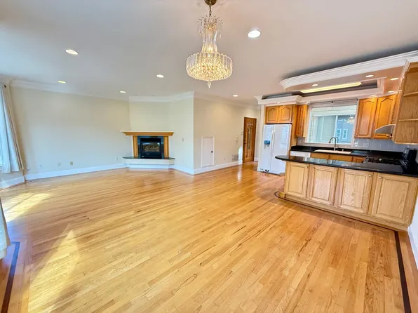 1524 Kirkham St, San Francisco, CA 94122