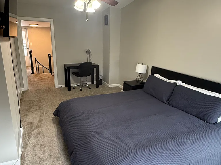 904 S Hanover St — Photo 17