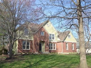 3740 W 132nd Ter, Leawood, KS 66209
