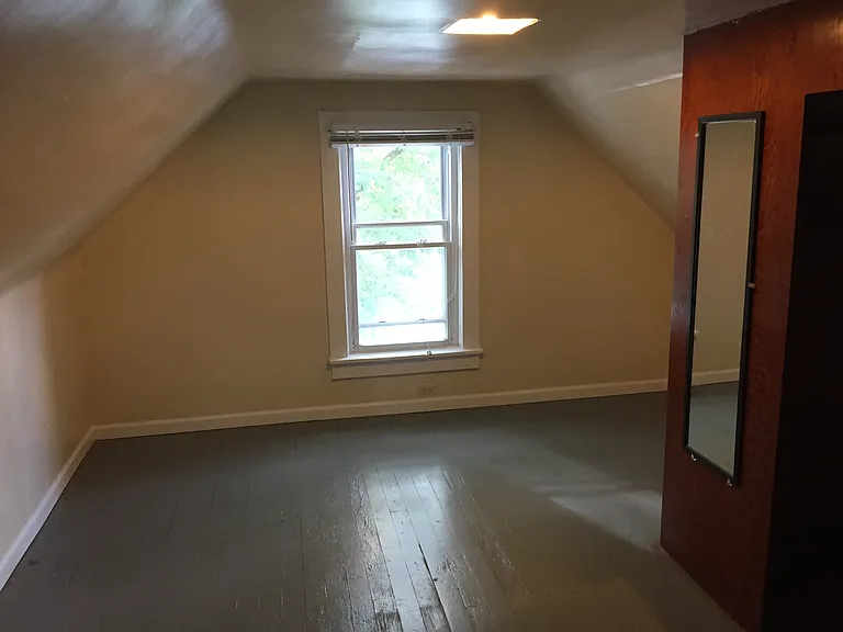 2534 N Weil St — Photo 23
