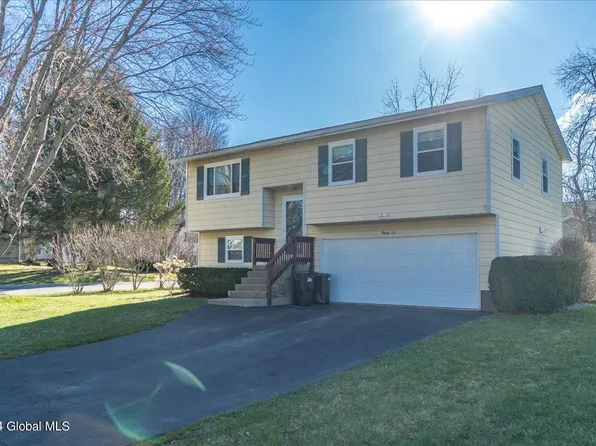 32 Holly Boulevard, Scotia, NY 12302