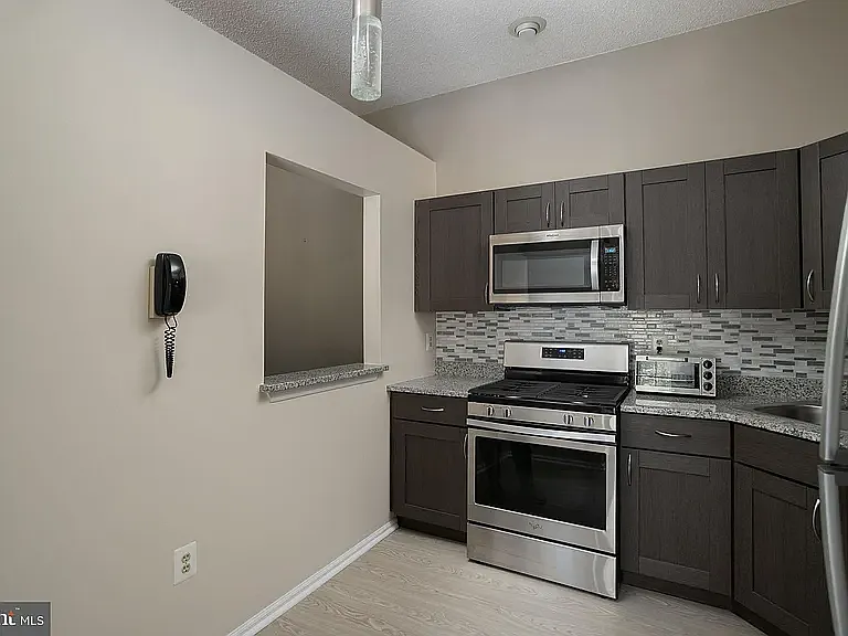 34 Chambord Ct — Photo 7