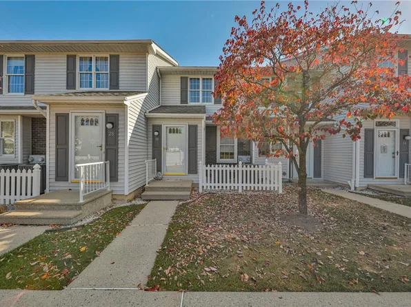 30 Lawnherst Ct, Easton, PA 18045