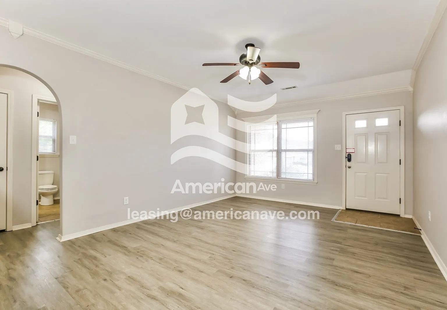 3 bed, 2.0 bath, 1270 sqft, $1,549 — Photo 3