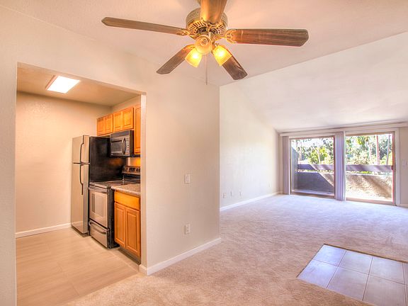 4th image of 1350 N Escondido Blvd Unit 16