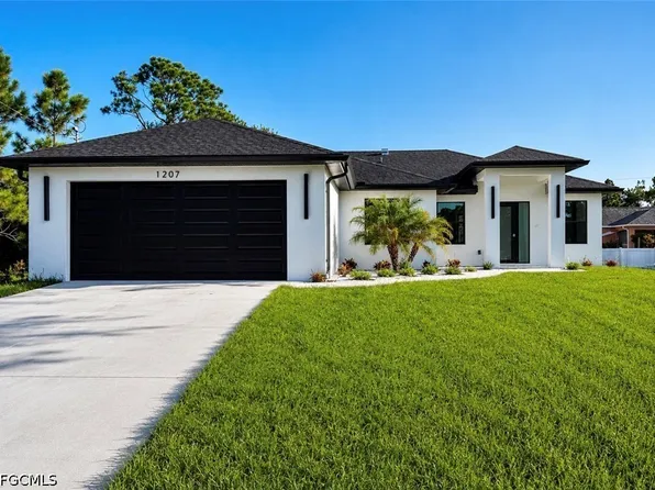 1207 Galileo St E, Lehigh Acres, FL 33974