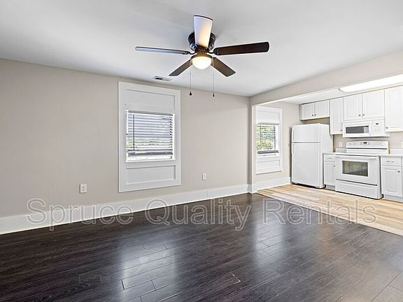5th image of 1614 Fayetteville St Unit D